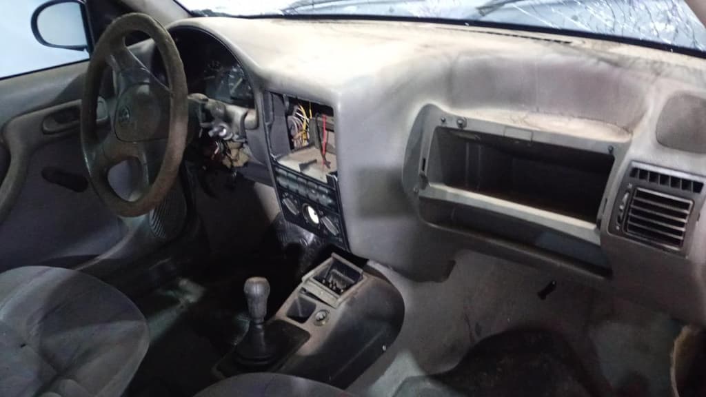 Volkswagen GOL GLI 1.8 1996 — foto 5