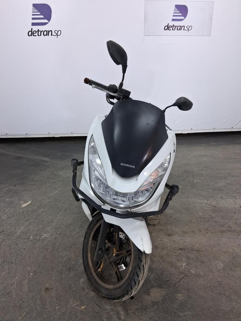 Honda PCX 150 DLX 2016 — foto 3