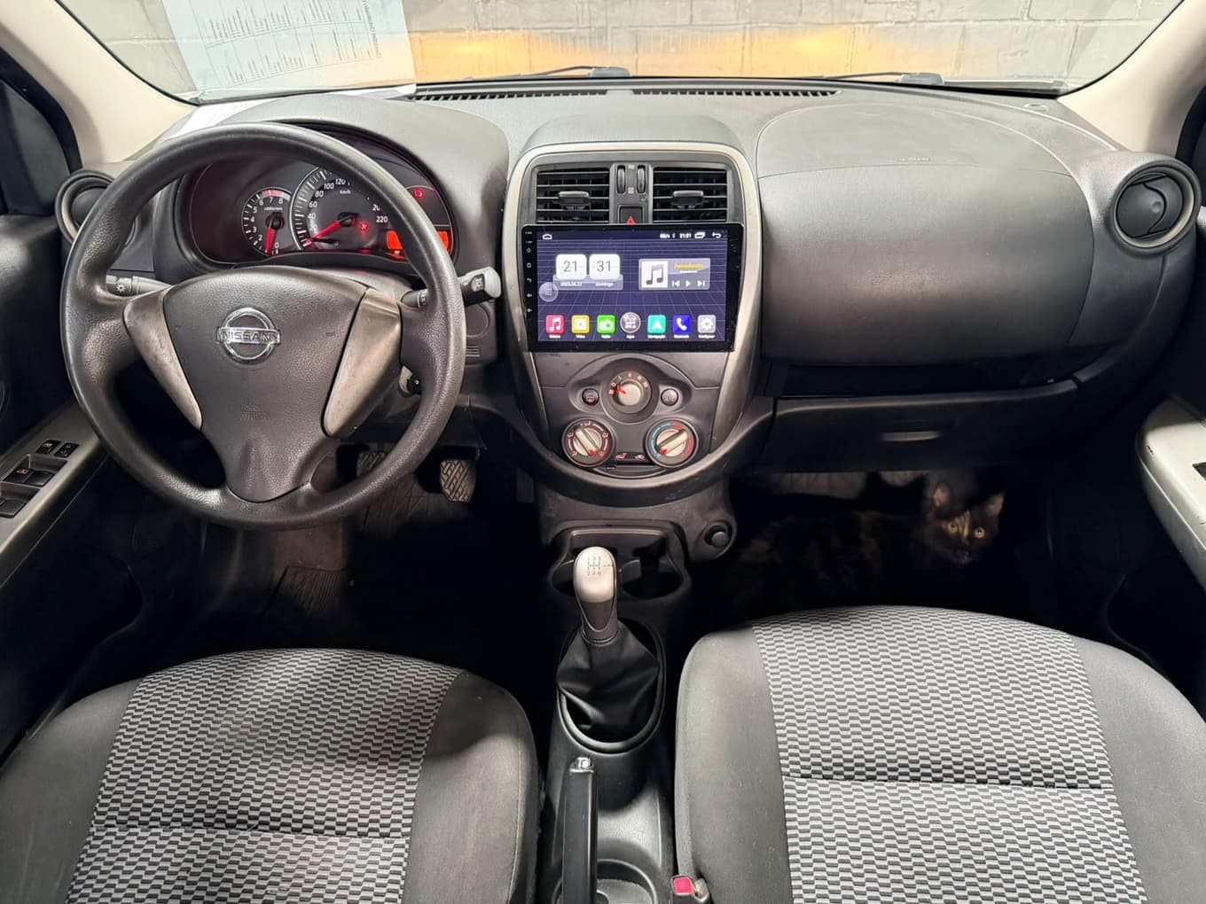 Nissan March S 1.0 2015 — foto 8