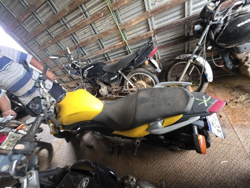 Honda CB 300r 2011 — foto 2
