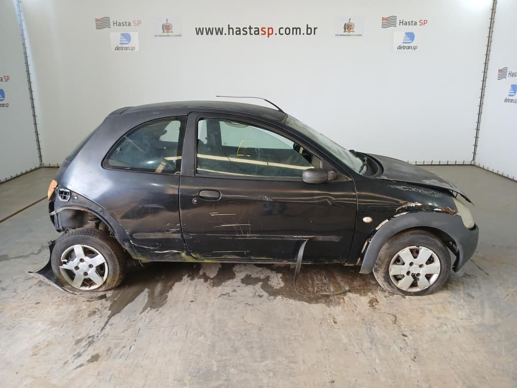Ford KA GL 2001 — foto 6