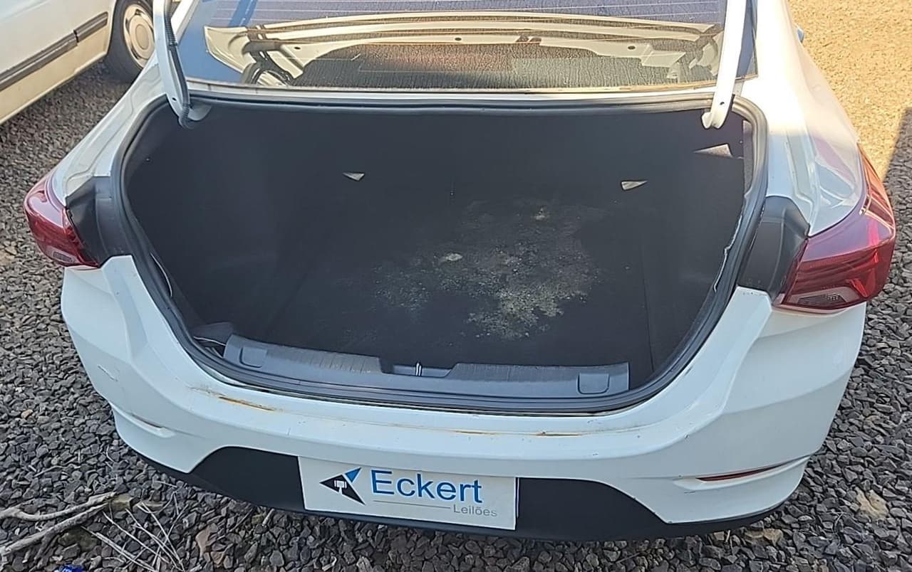 Chevrolet Onix Plus 10tat LT1 2023 — foto 7