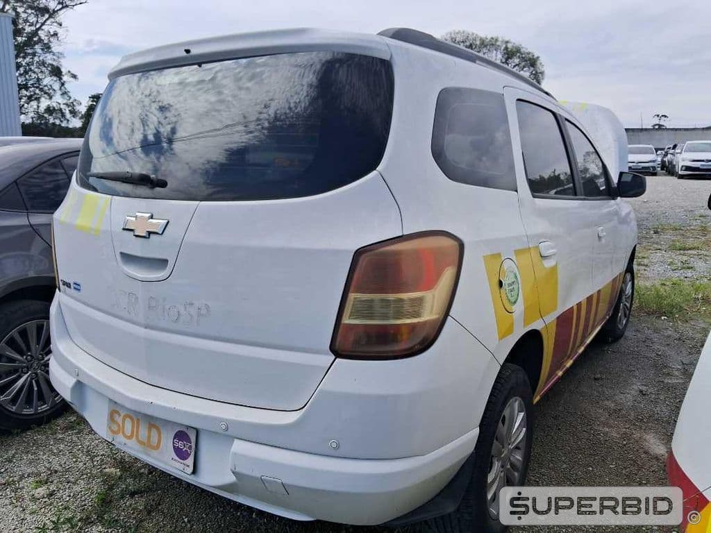 Chevrolet Spin 1.8l MT LT 2017 — foto 11