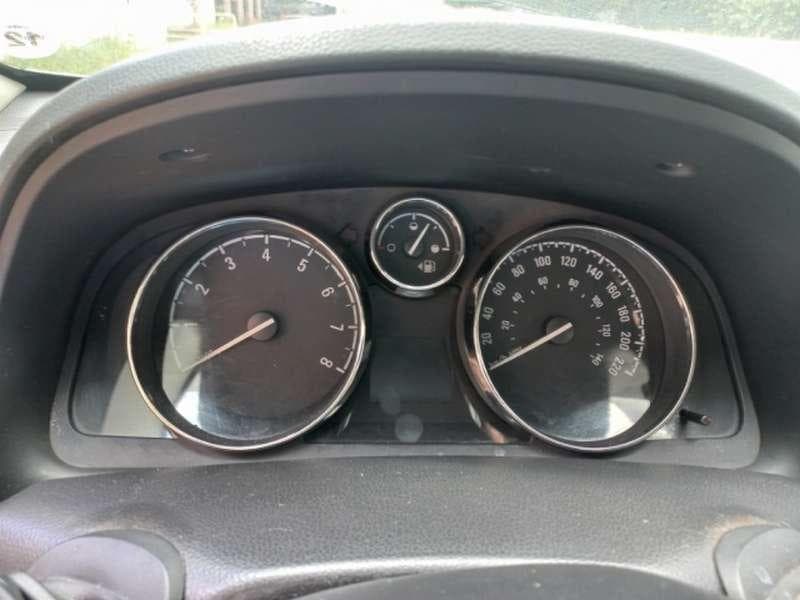Chevrolet Captiva 2011 — foto 25