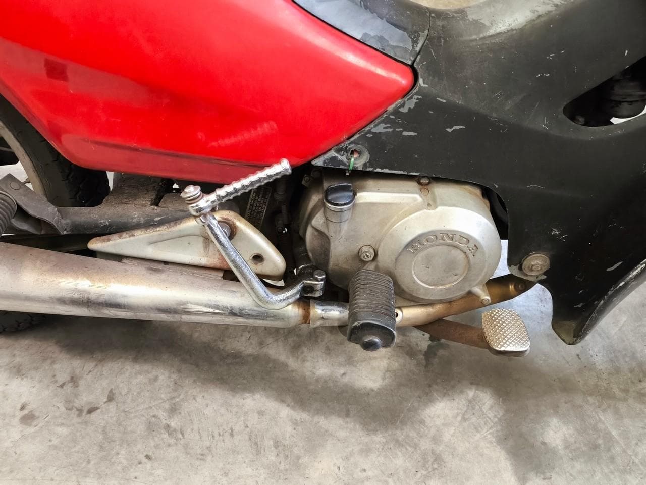 Honda C100 Biz, 1999 — foto 4