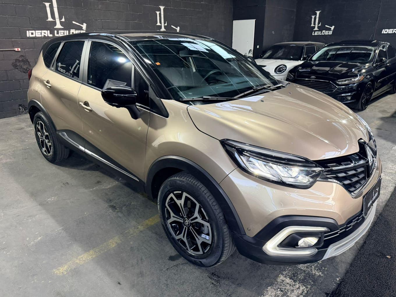 Renault Captur Iconic 1.3 2022 — foto 8