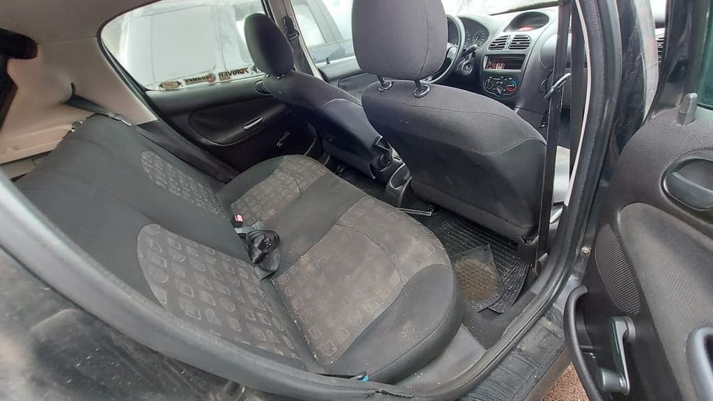 Peugeot Peugeot 206 14 Presenc 2005 — foto 3