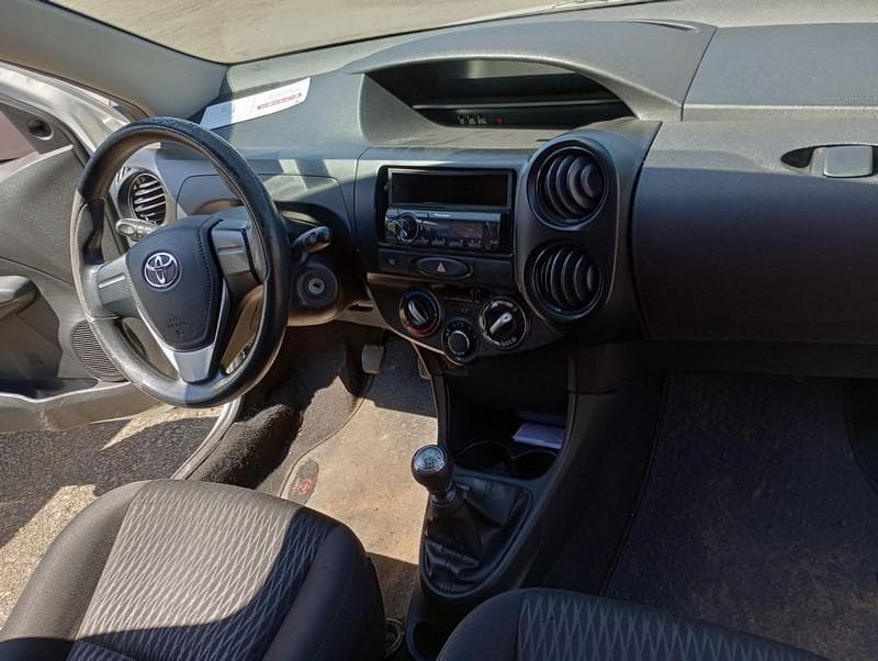 Toyota Etios 2019 — foto 26