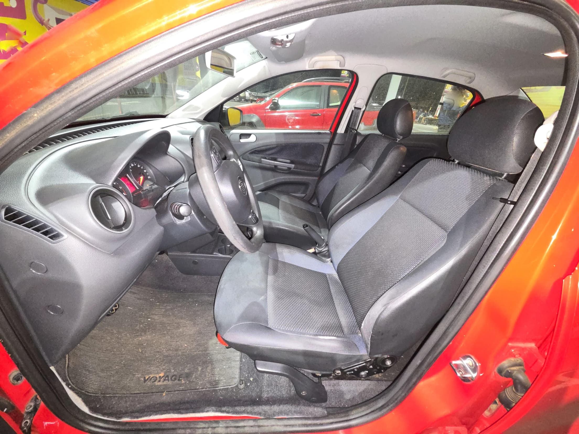 Volkswagen Voyage TL MB 2015 — foto 7