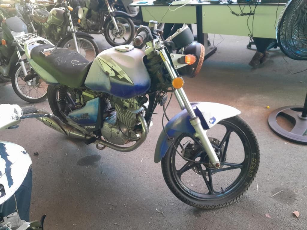 Suzuki En125 YES 2008
