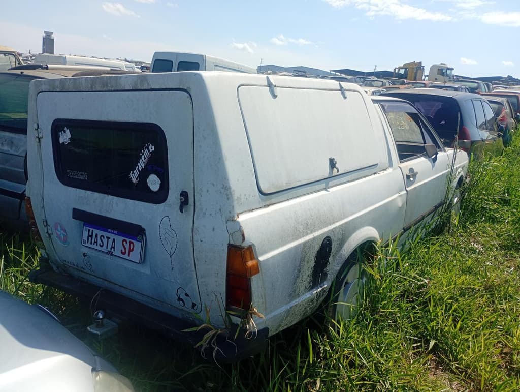 Volkswagen Saveiro 1987, branca