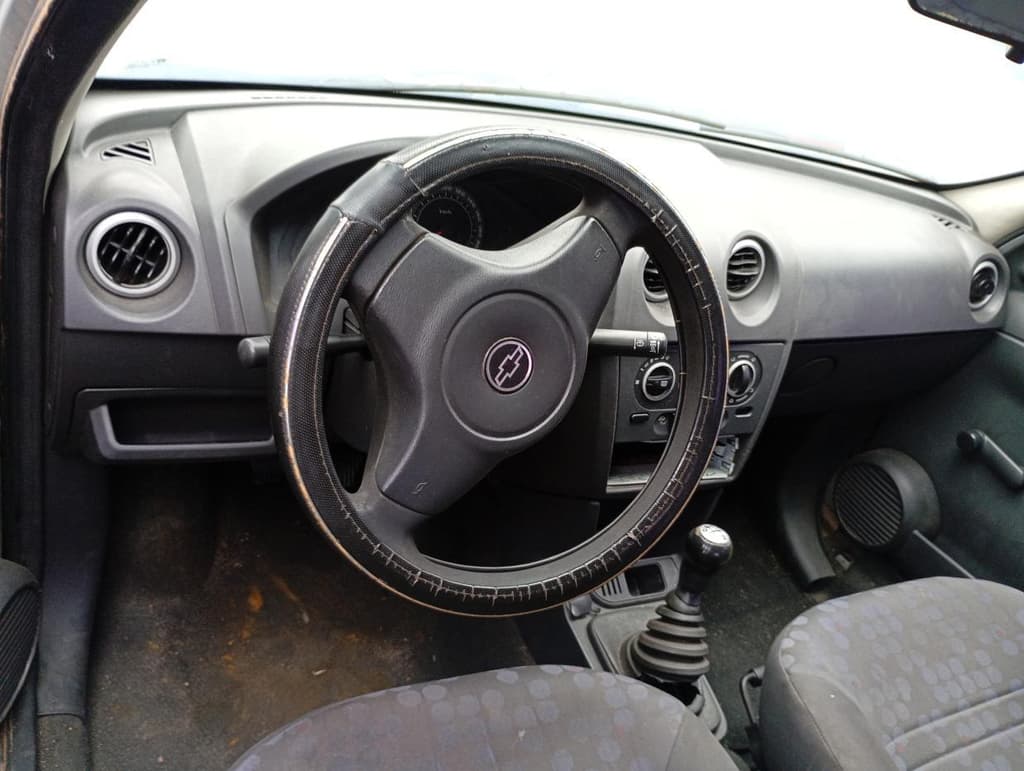Chevrolet Prisma JOY 2010 — foto 6