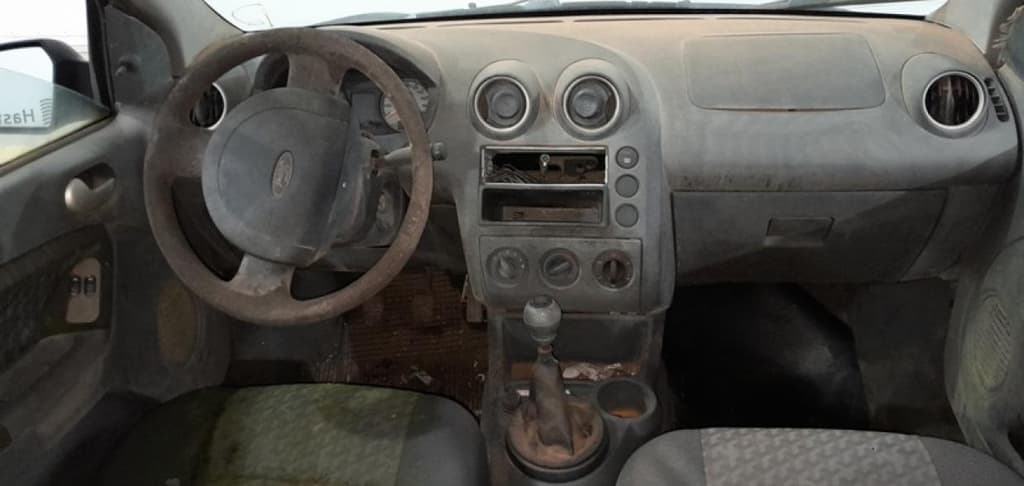 Ford Fiesta Edge 2003 — foto 6
