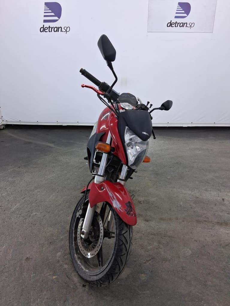 Honda CB 300r 2012 — foto 3