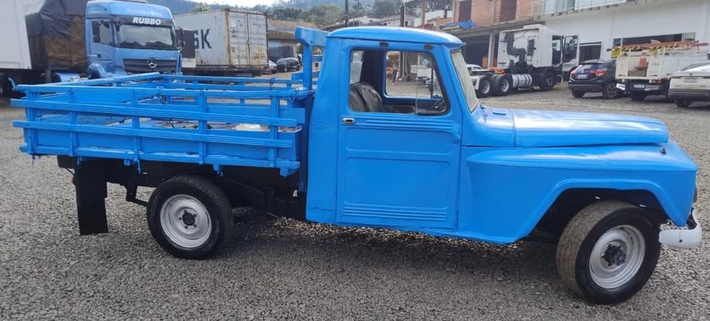 Ford F75 - 1977