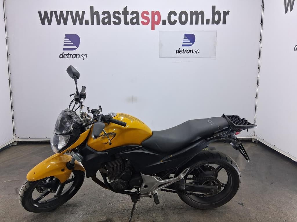 Honda CB 300r 2012 — foto 2