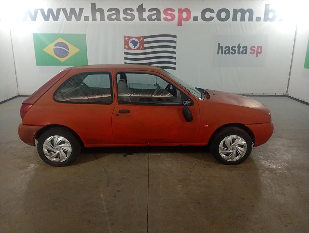 Ford Fiesta CLX 1.3i 1996 — foto 4