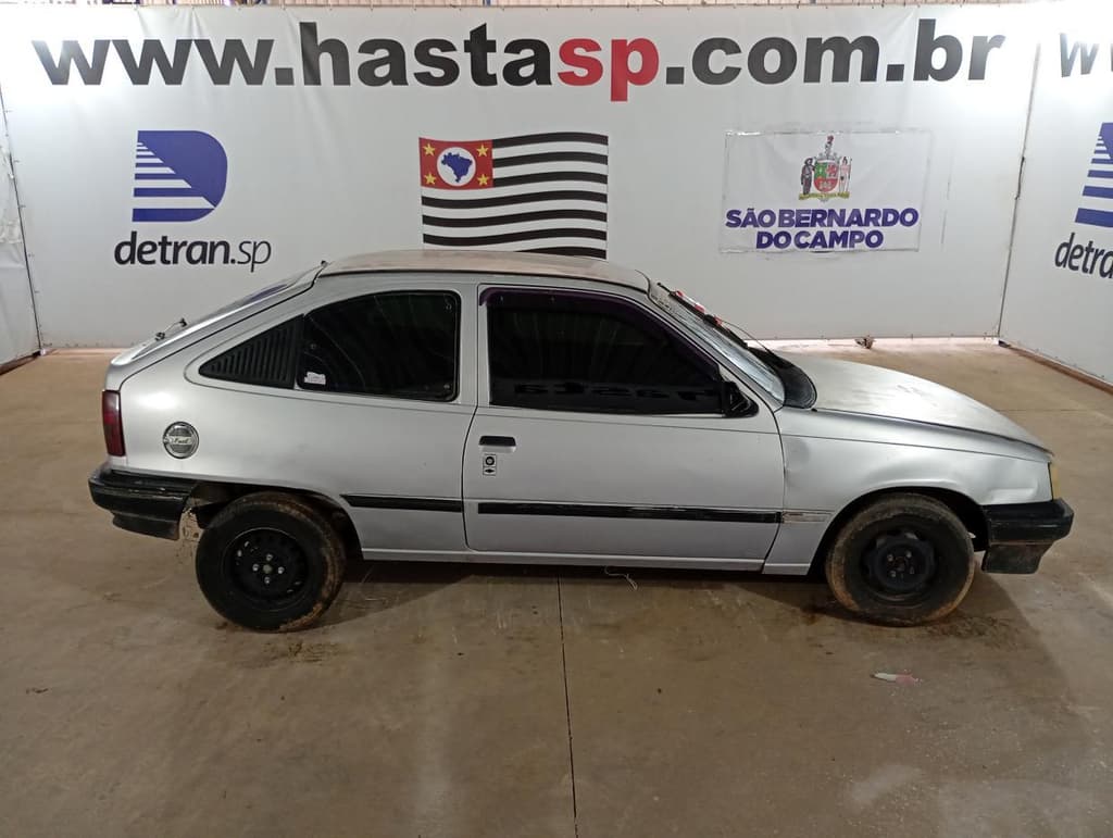 Chevrolet Kadett SL EFI 1993, prata