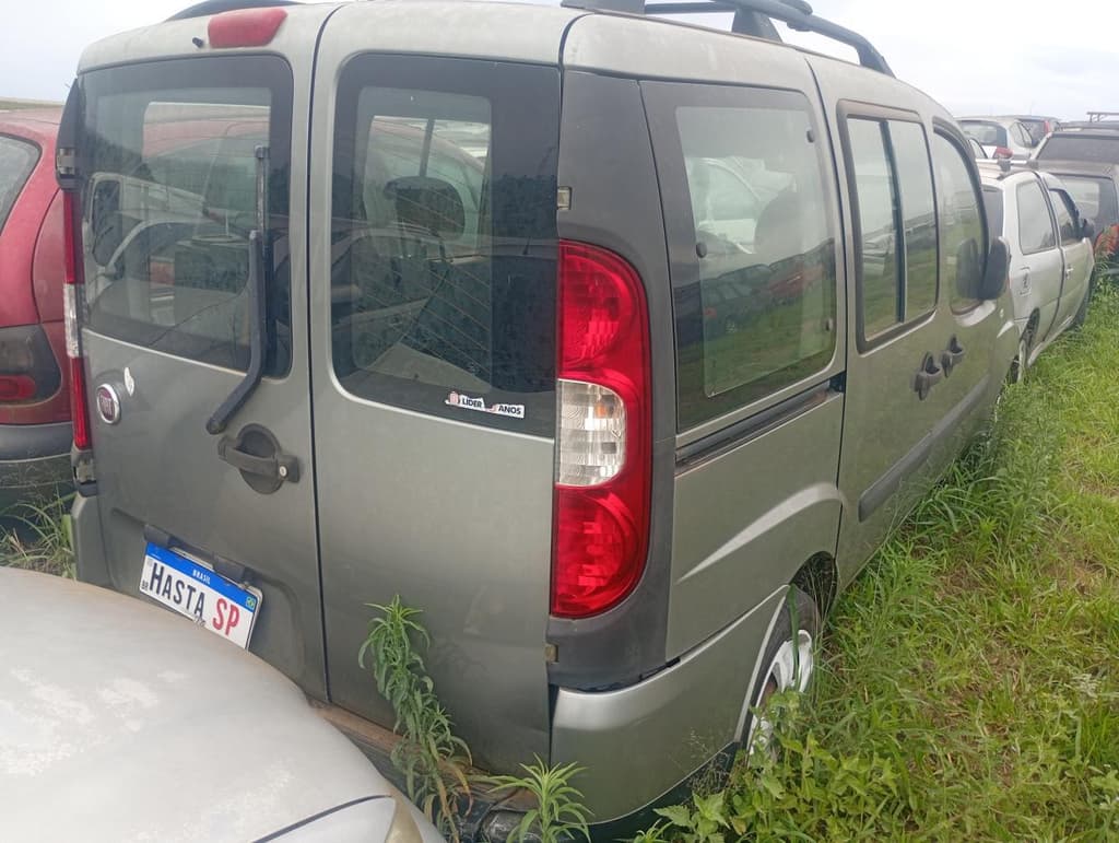 Fiat Doblo Essence 1.8 2016 — foto 6