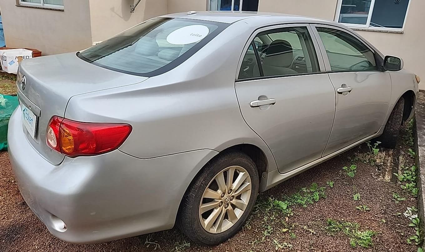 Toyota Corolla LE 2010 — foto 6