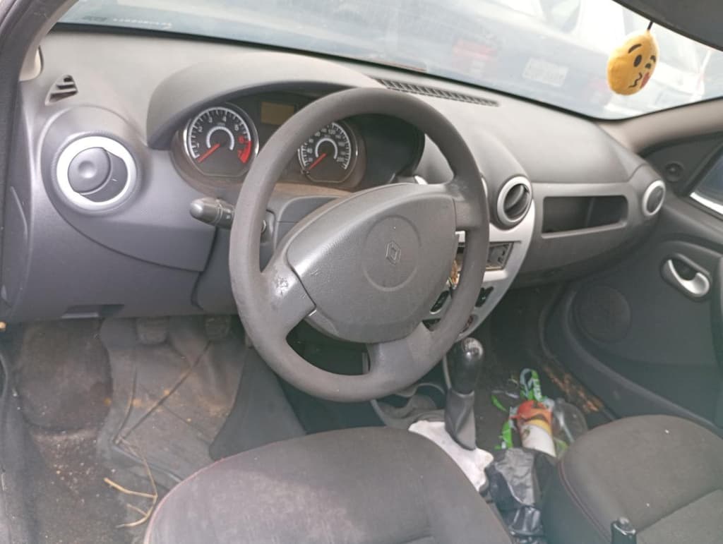 Renault Sandero EXP 16 2010 — foto 5