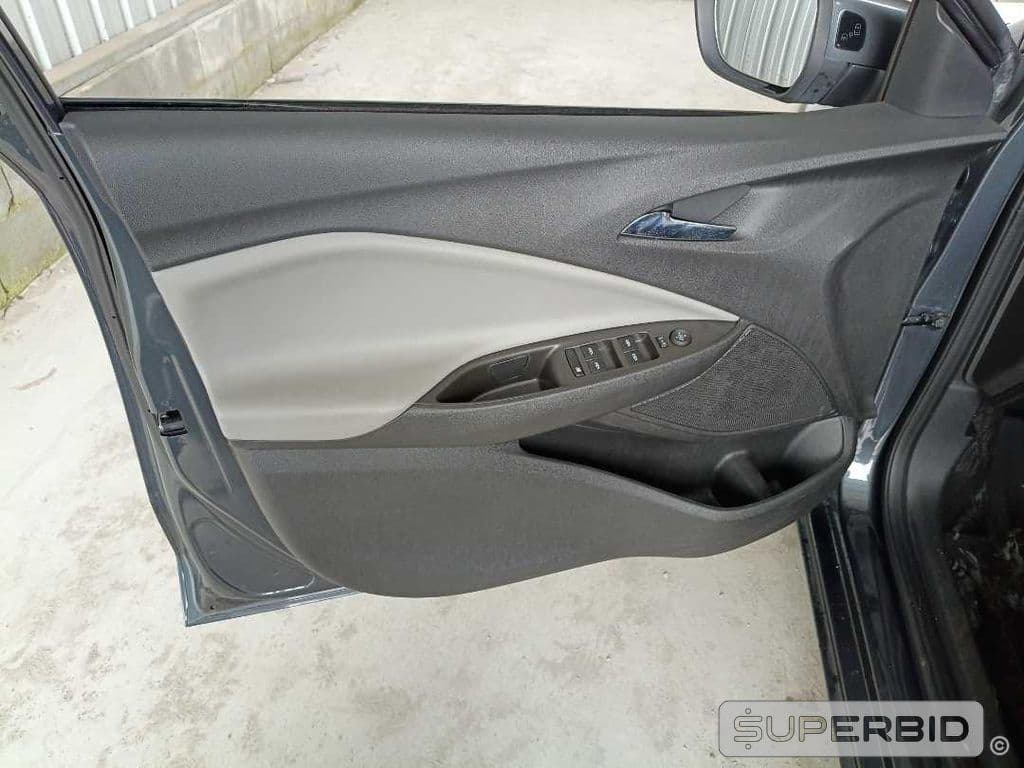 Chevrolet Onix Plus 10tat Pr2, 2024 — foto 24