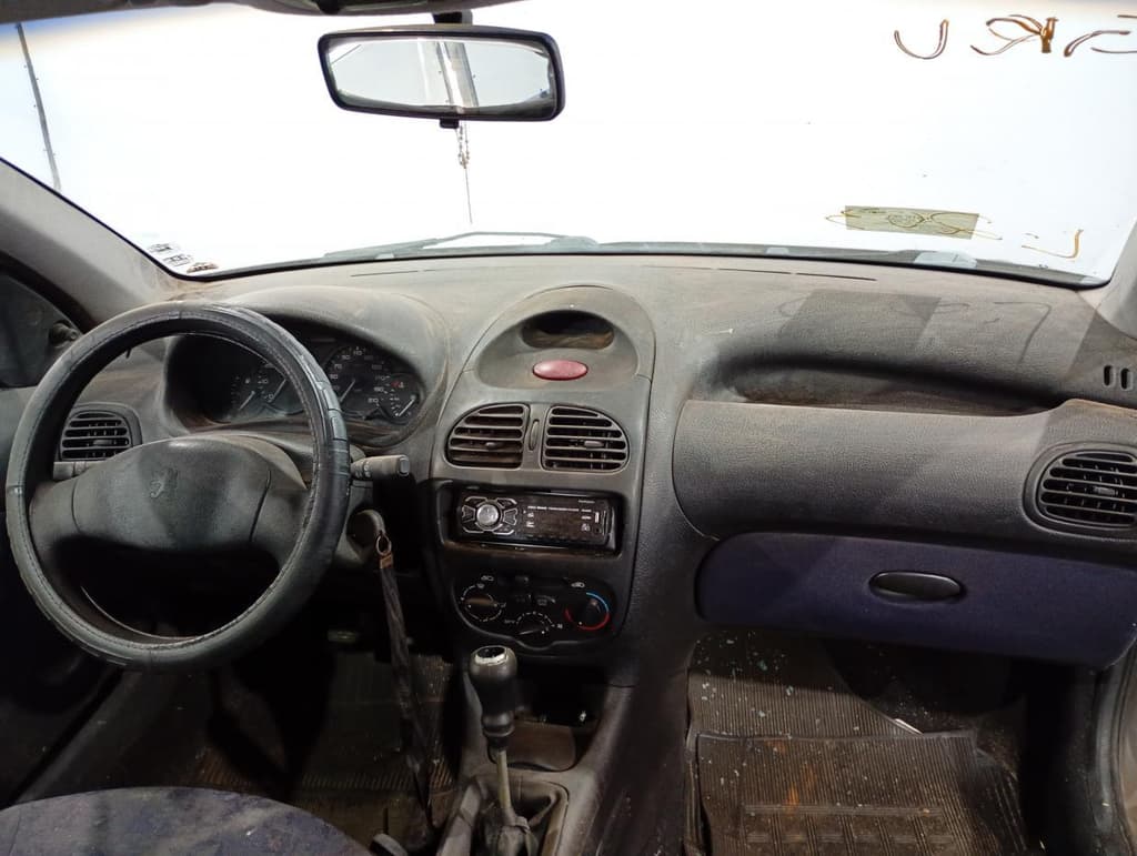 Peugeot 206 Soleil 2000 — foto 6