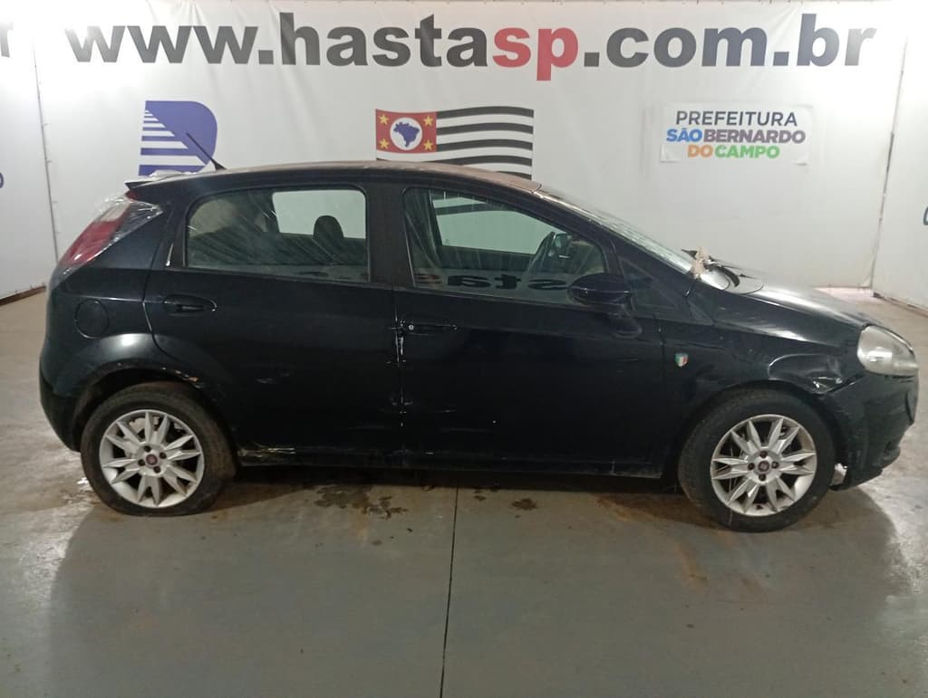 Fiat Punto Attractive 2012, preta