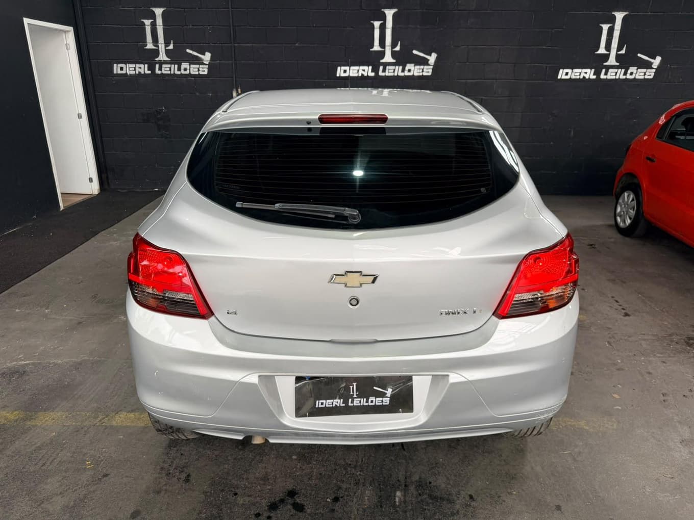 Chevrolet Onix 2016 — foto 12