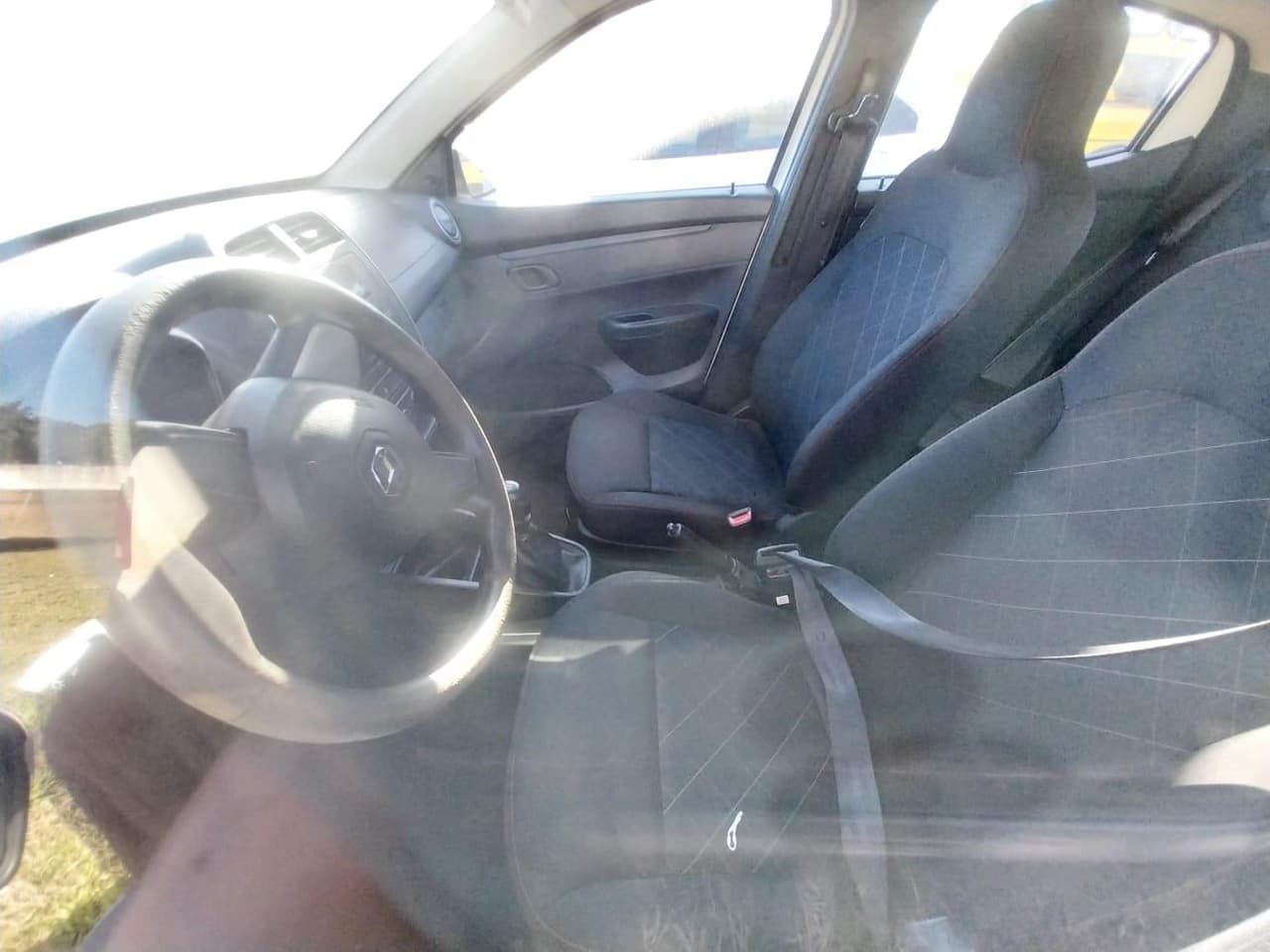 Renault Kwid 2022 — foto 10