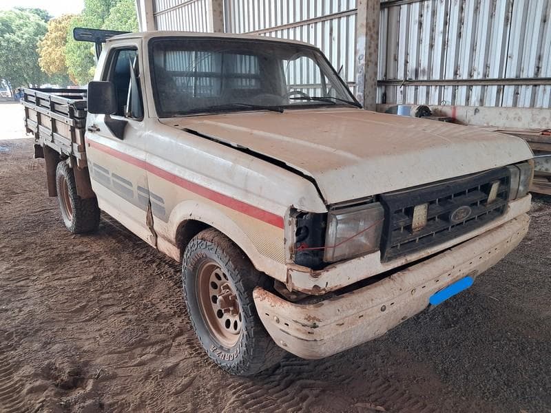 Ford F1000 4X4 D, 1994 — foto 4