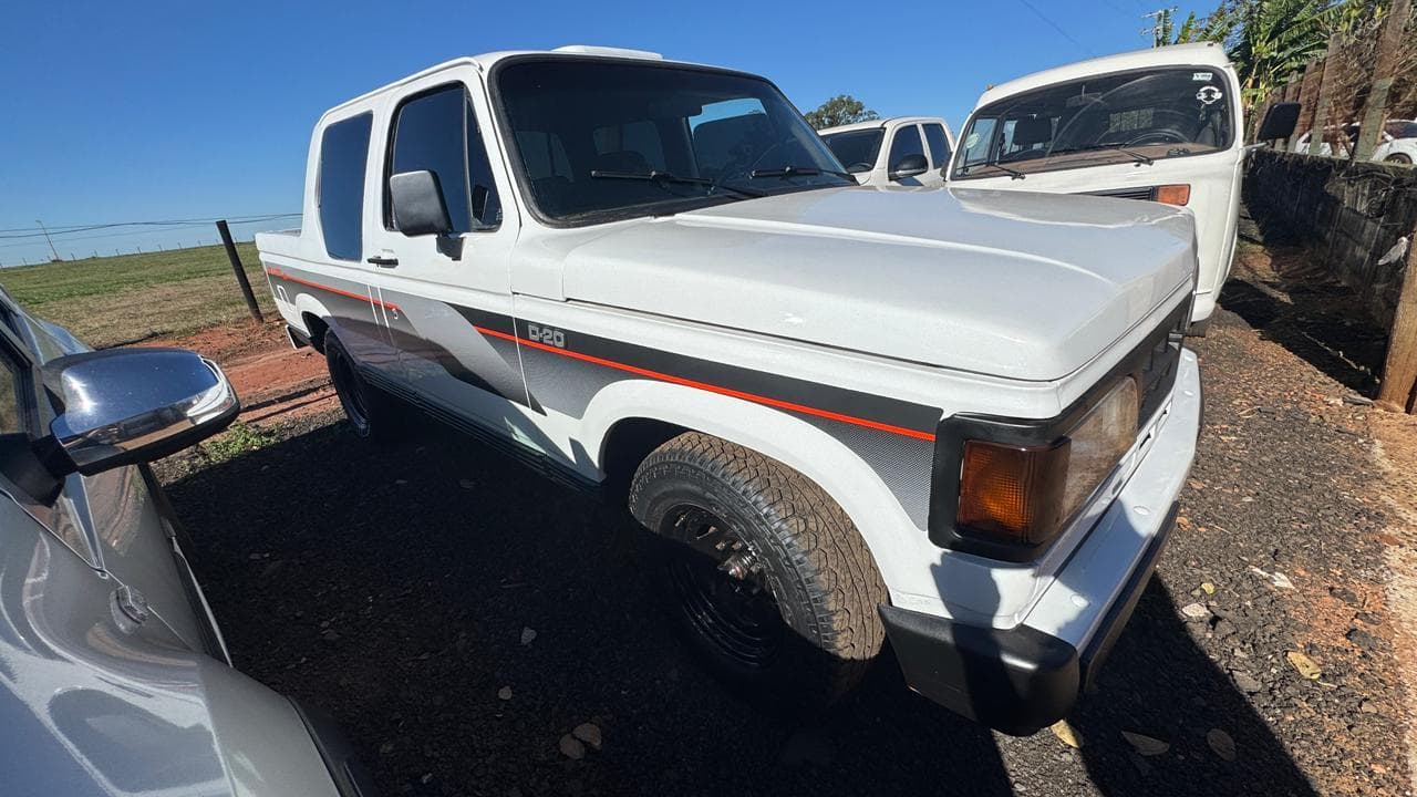 Chevrolet D20 1988 — foto 3