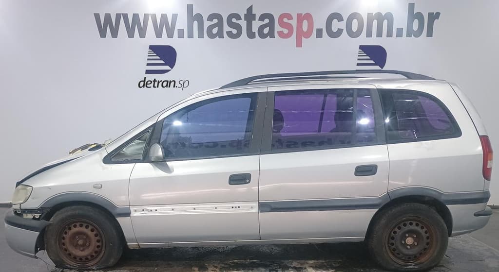 Chevrolet Zafira 2.0 2001 — foto 2