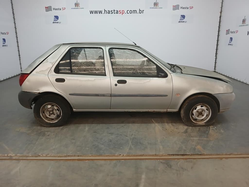 Volkswagen GOL 16V 2002 — foto 1
