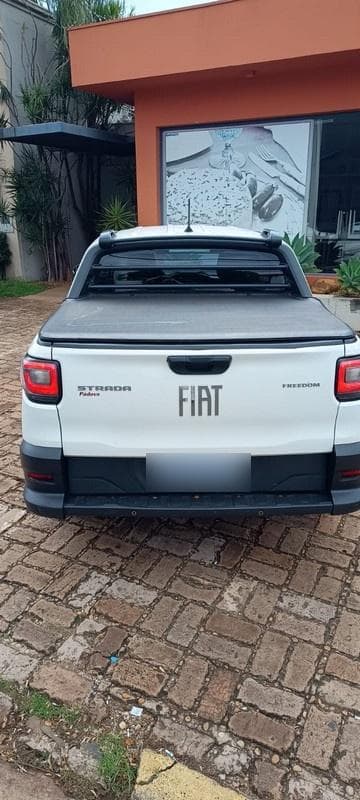 Fiat Strada 2022 — foto 16