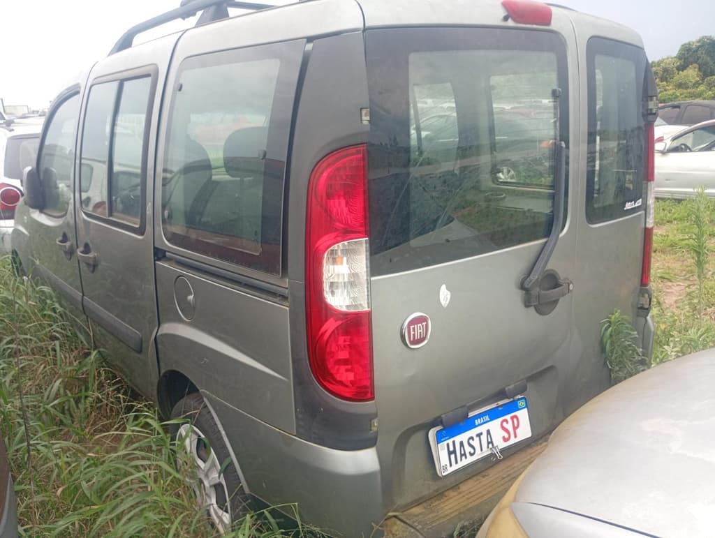 Fiat Doblo Essence 1.8 2016 — foto 5