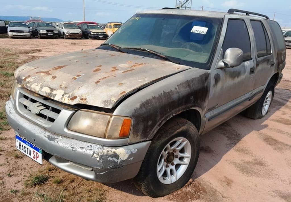 Chevrolet Blazer 1997 — foto 1