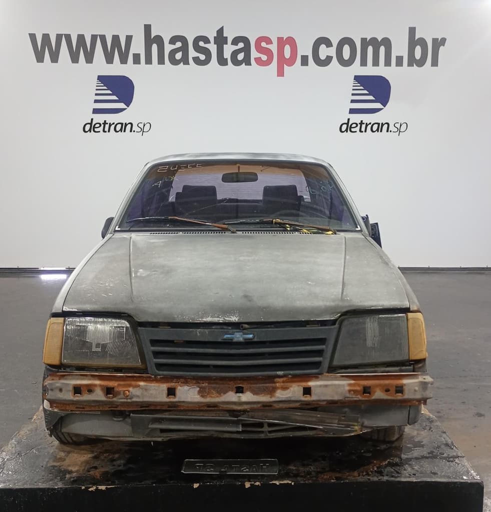 Chevrolet Monza SL 1990 — foto 2