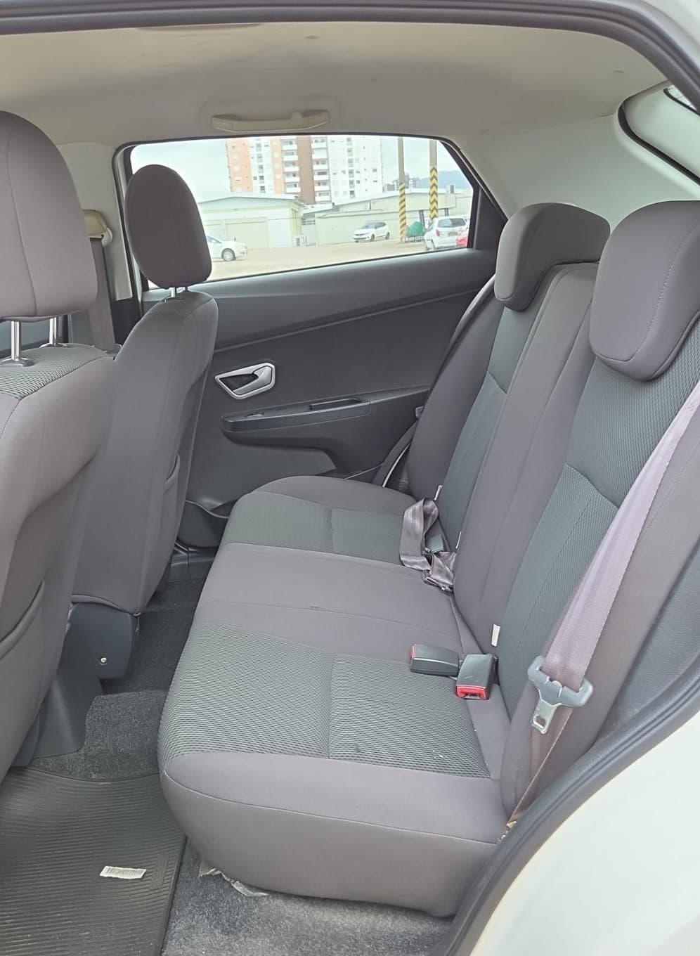 Chery Celer Hatch 1.5 Flex de 2017 — foto 5