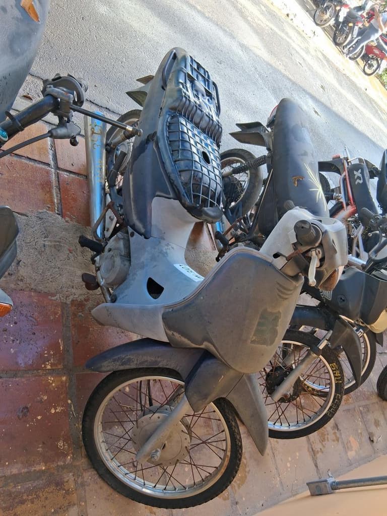 Honda C-100 BIZ 2000 — foto 2
