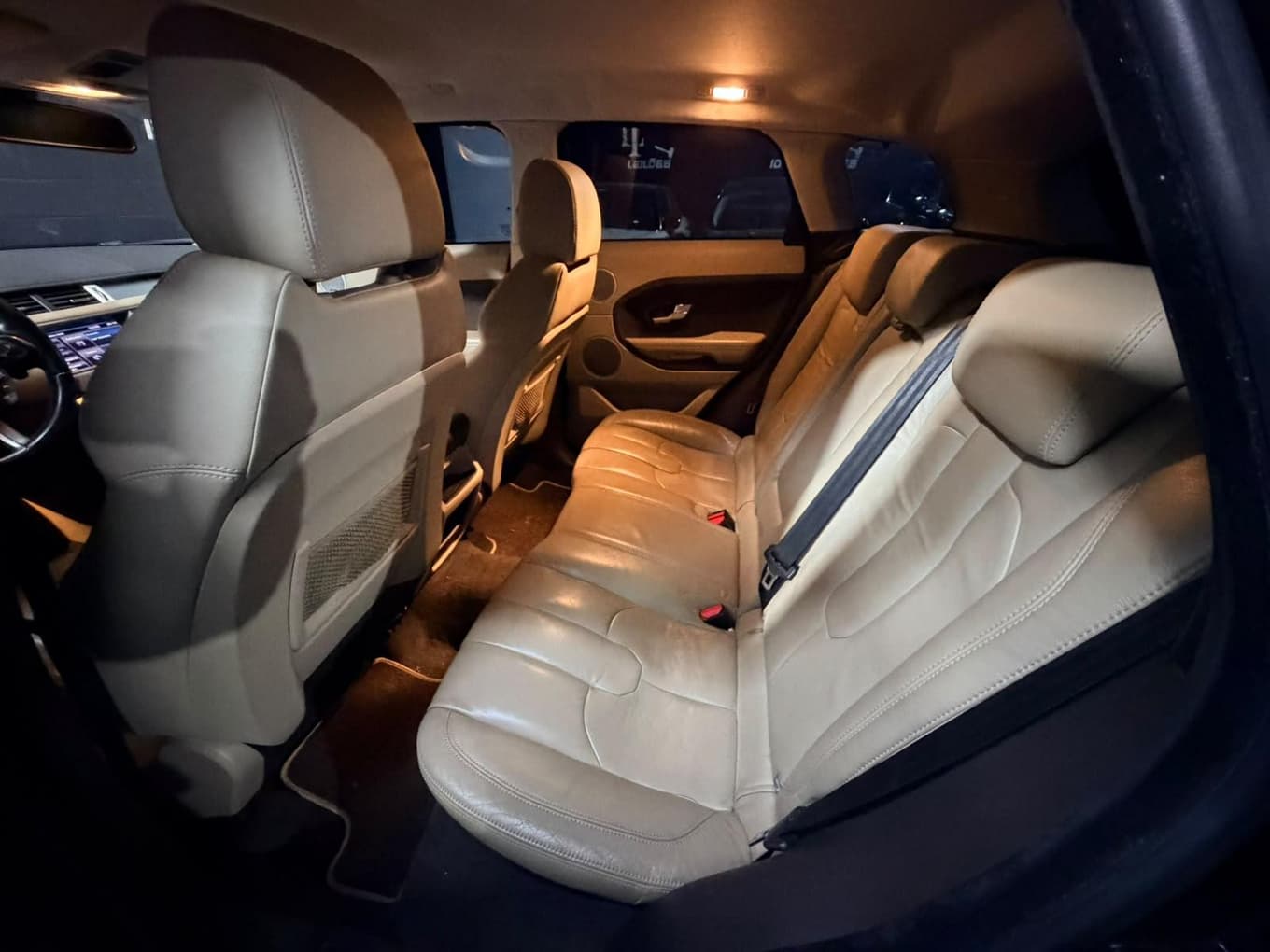 Land Rover Range R.evoque Pure 2.0 2013 — foto 4