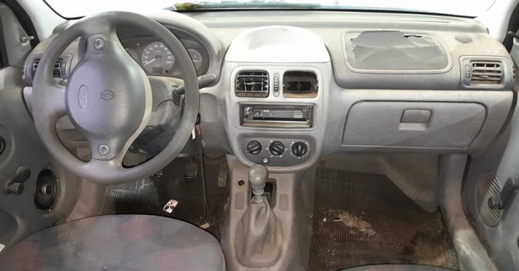 Renault Clio RL 1.0 2000 — foto 6