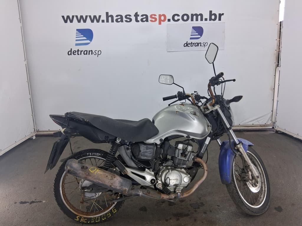 Honda CG 150 FAN Esdi 2015, prata