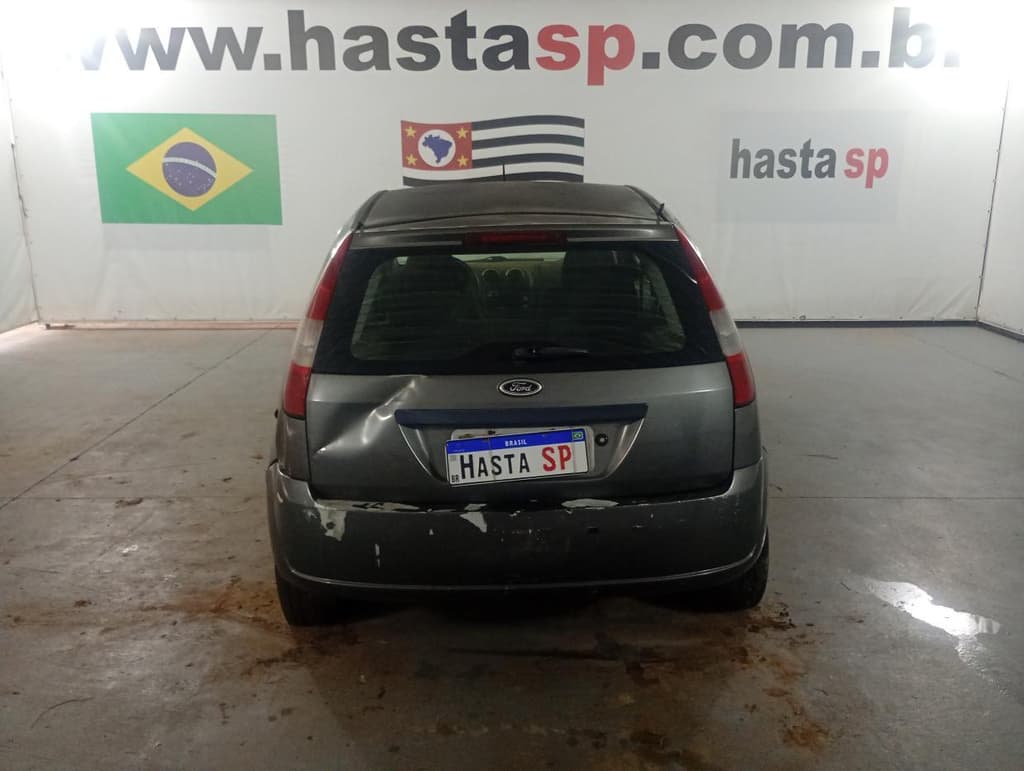 Ford Fiesta 2004 — foto 4