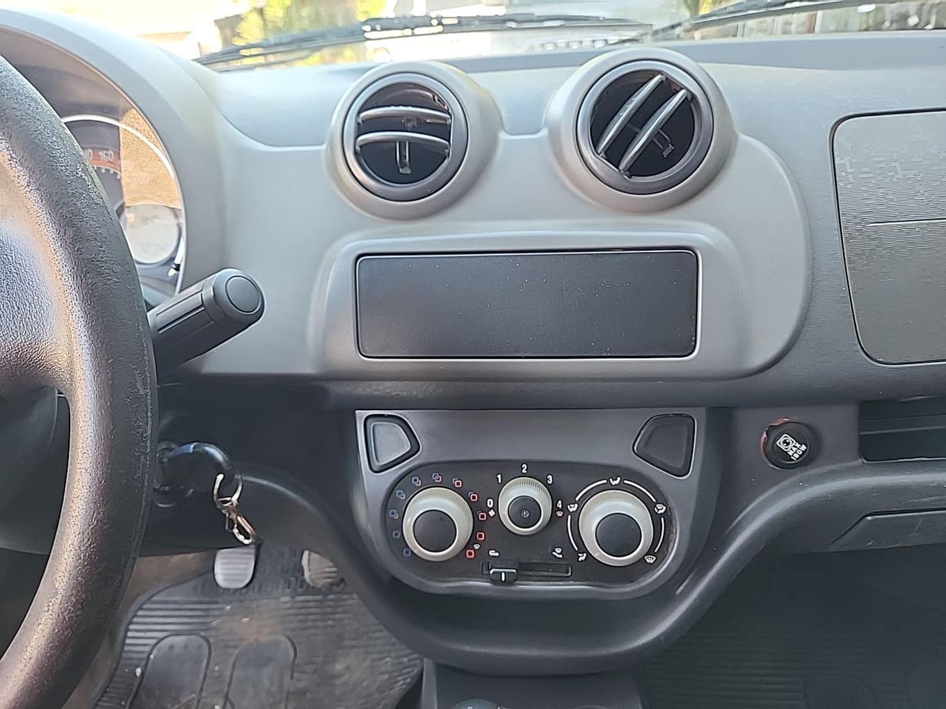 Fiat UNO Vivace 1.0 2014 — foto 8