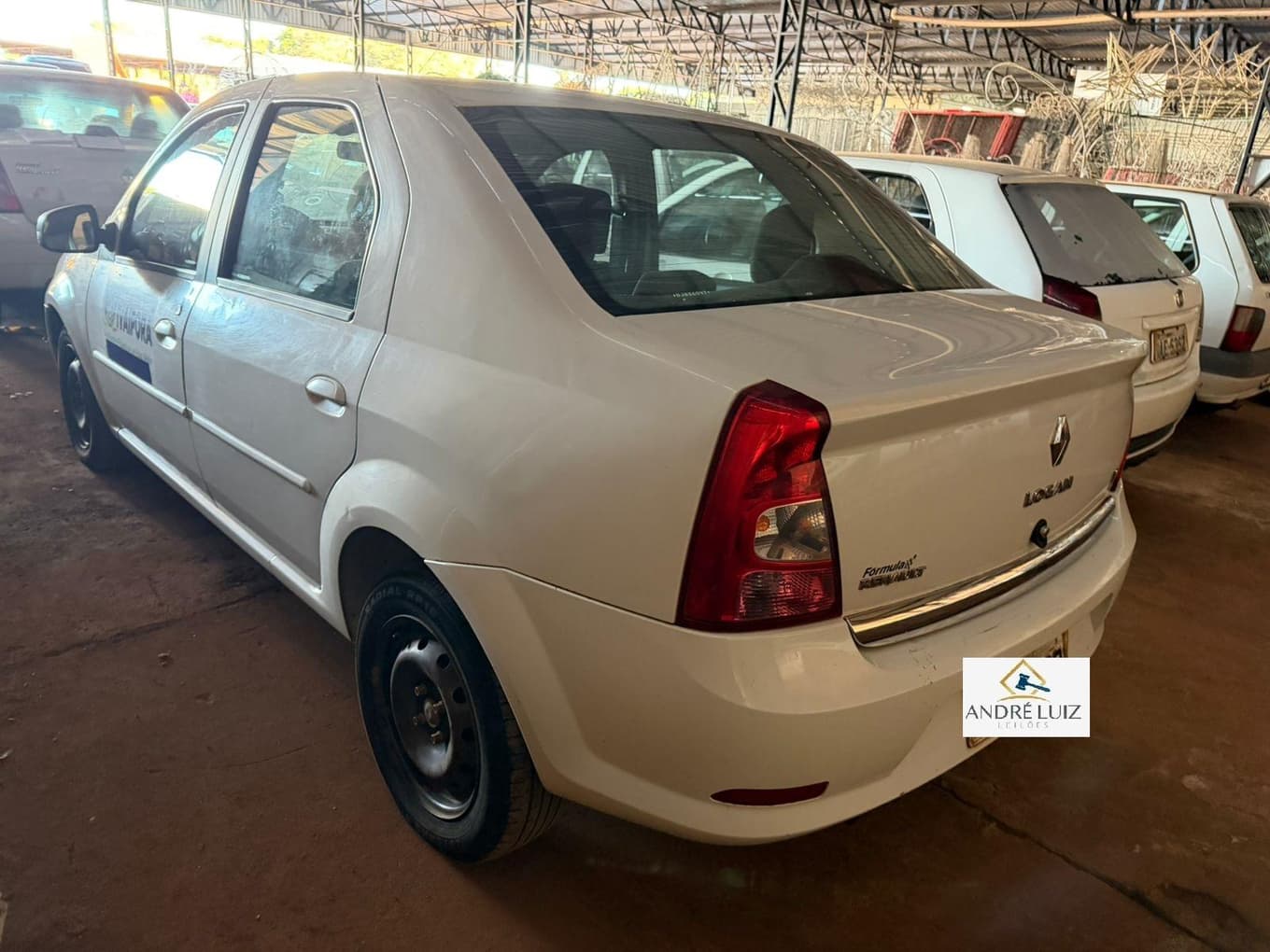Renault Logan Exp 16 Hp - 2013 — foto 9
