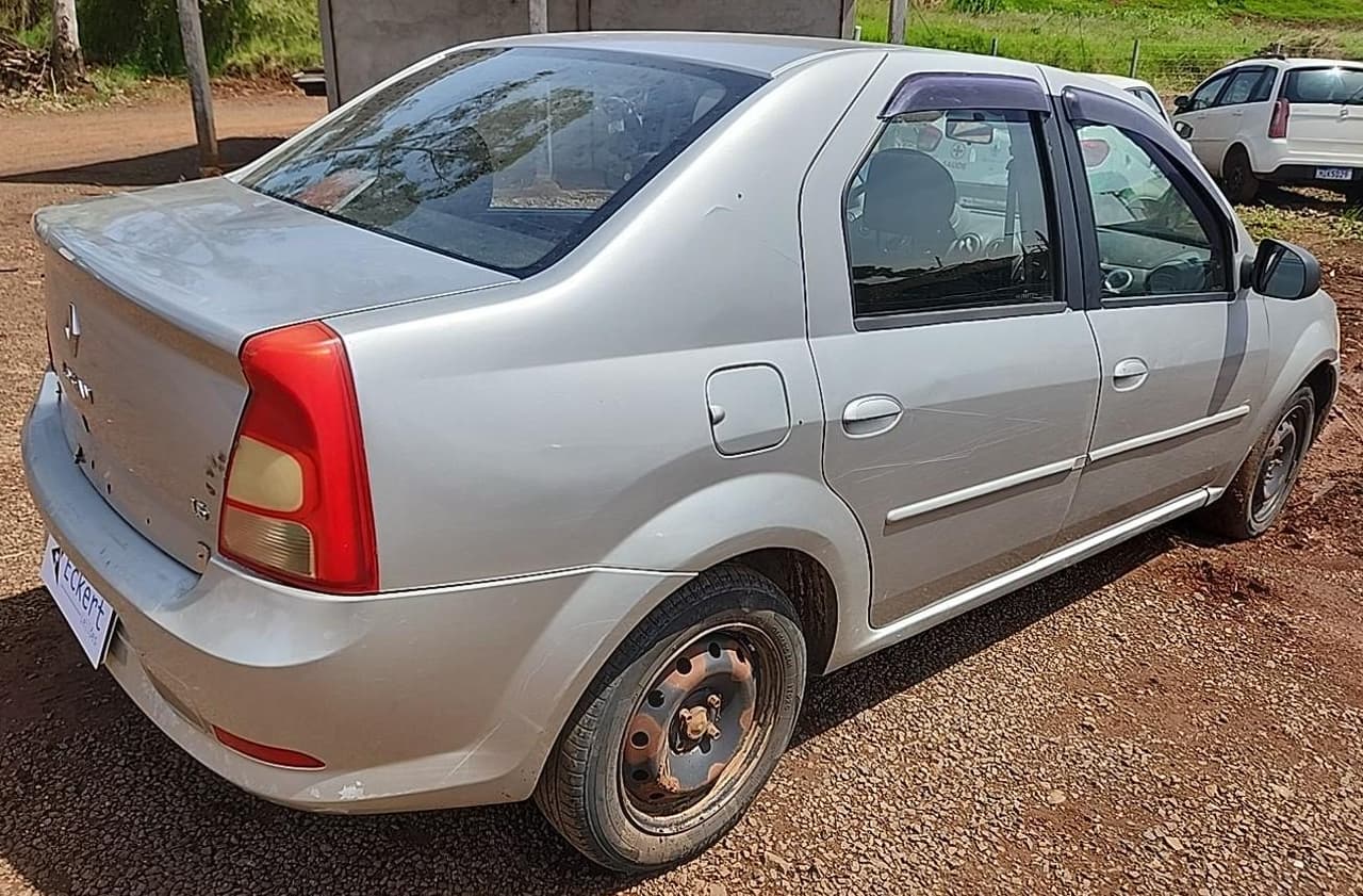 Renault Logan EXP 16 HP 2013 — foto 5