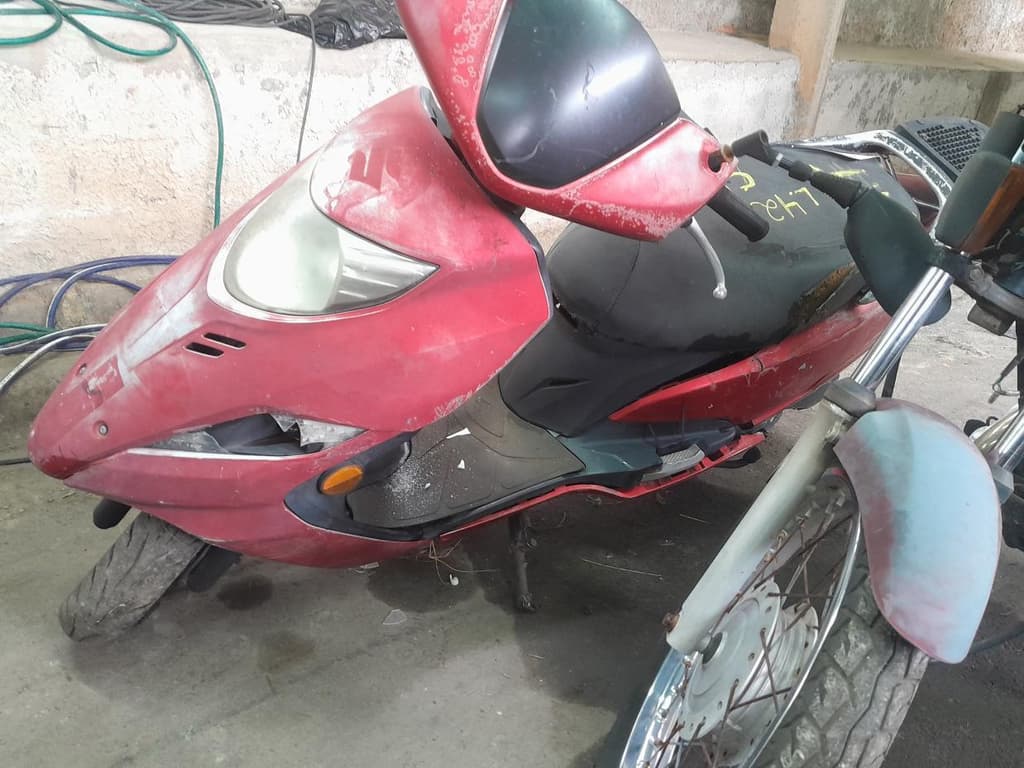 Suzuki Burgman 2012