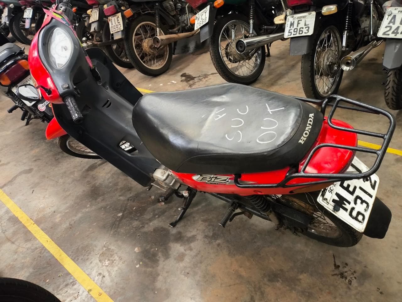 Honda C100 BIZ ES, 2004