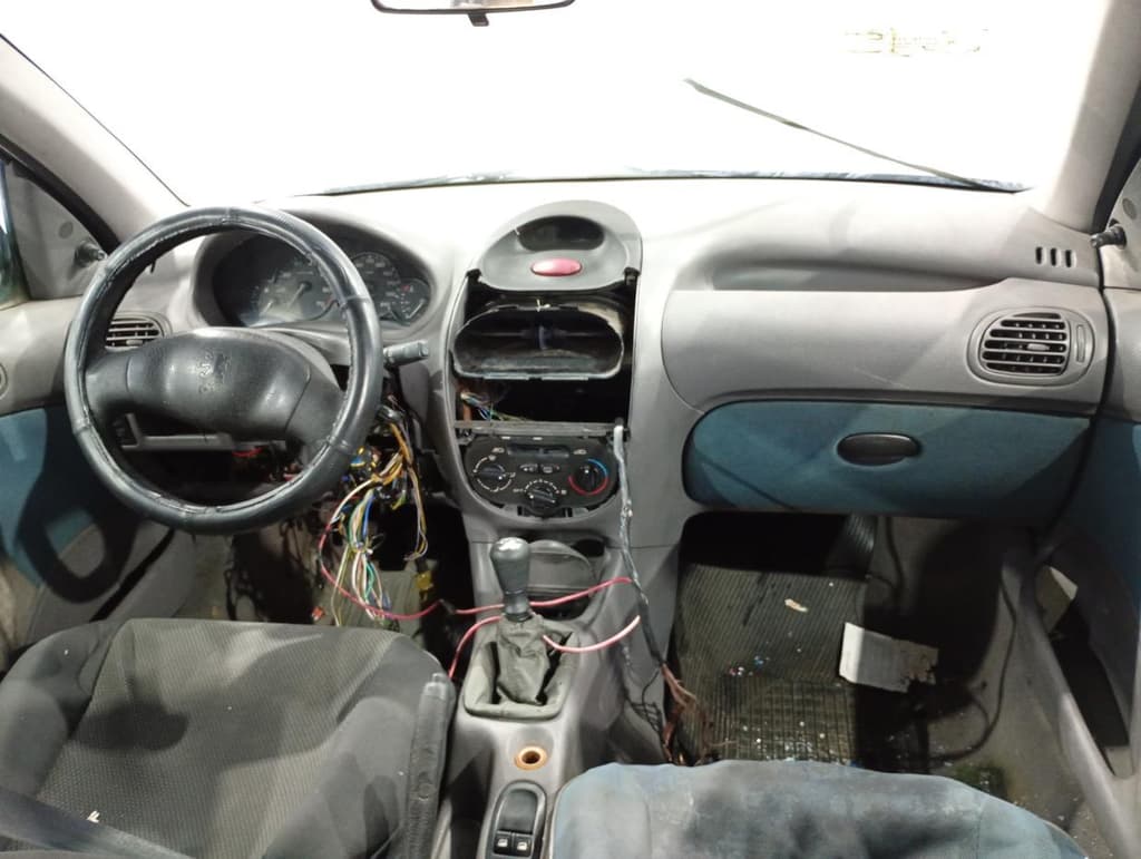 Peugeot 206 Soleil 2001 — foto 5